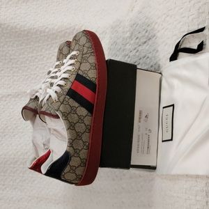 Prelove Men Ace GG Supreme Low Top Sneakers